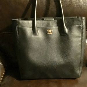 Chanel Classic Tote